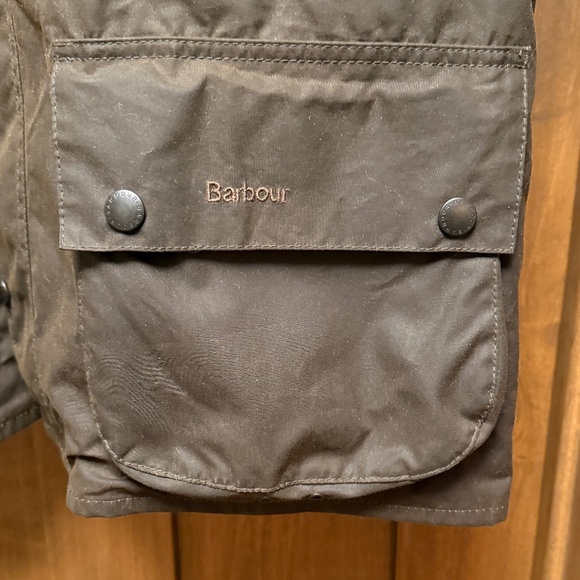 Barbour Classic Beaufort Waxed Jacket - Picture 5 of 14